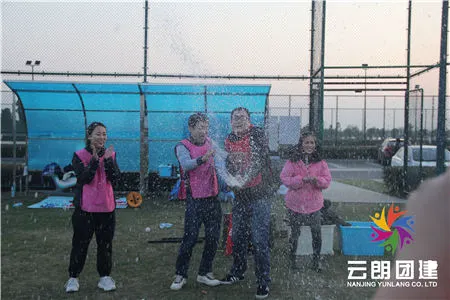 如何通过模拟比赛提升团队协作能力_0